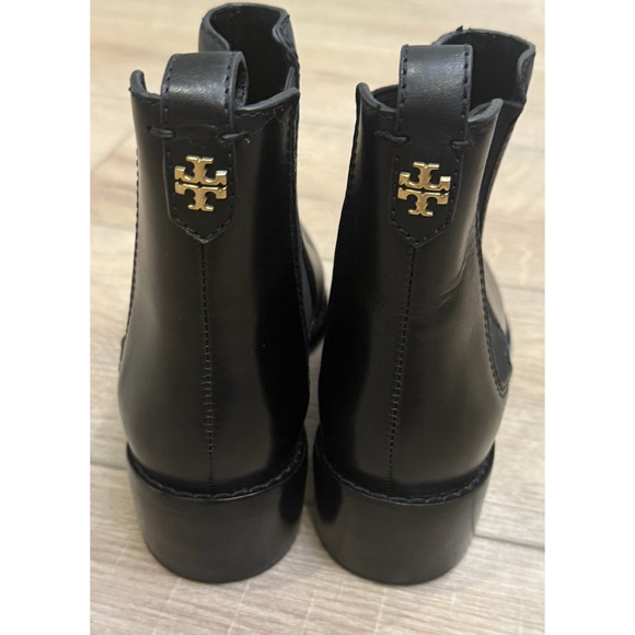 NEW TORY BURCH PERFECT BLACK 45MM LEATHER CHELSEA ANKLE BOOTIE BOOTS 152801 SZ 5 - Picture 3 of 8
